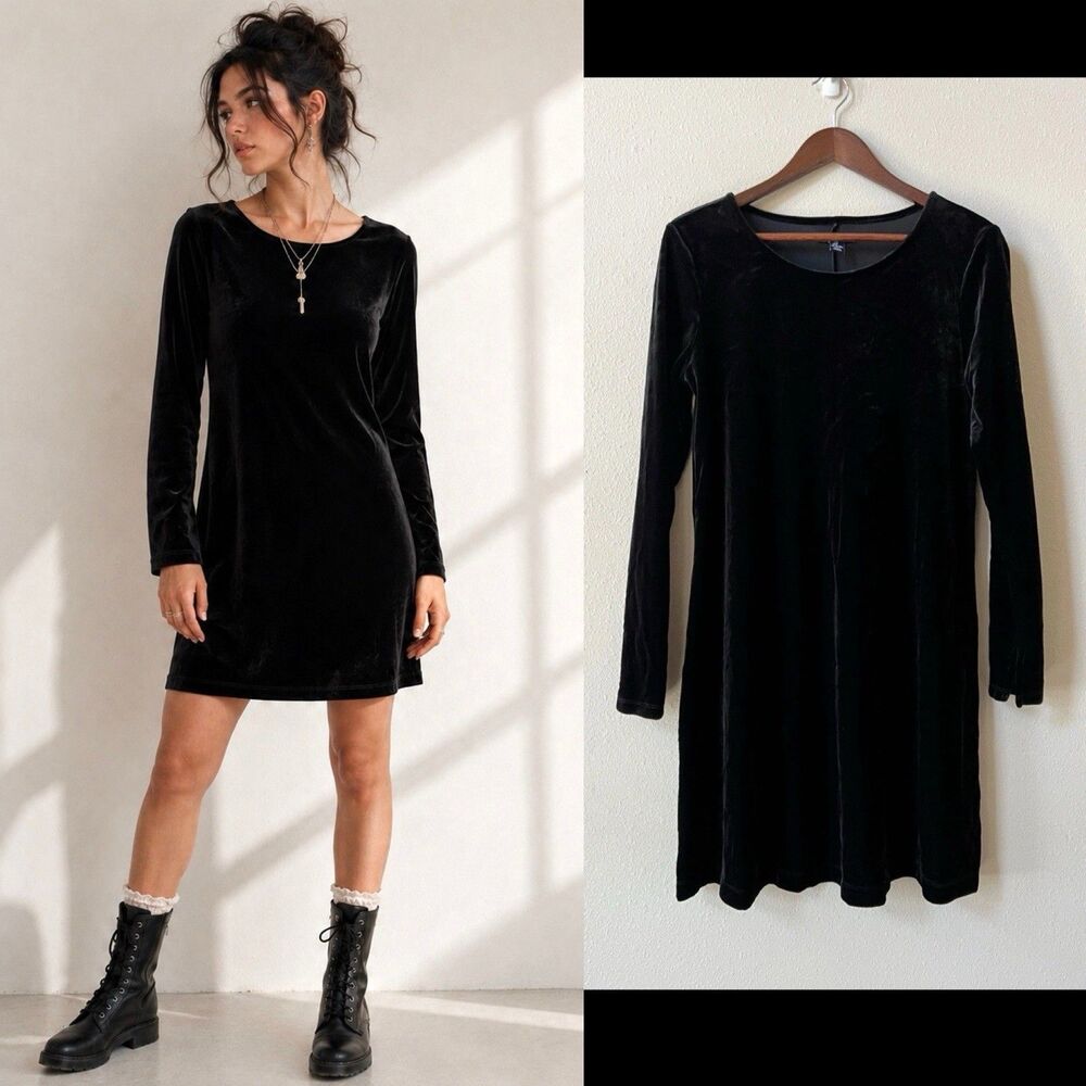 Vintage 90s Gap Black Velvet Knee Length Dress M Long Sleeve Whimsigoth Goth Y2K